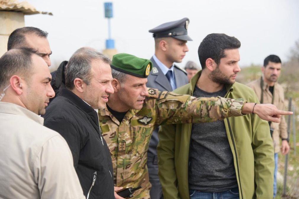 باسيل مع قادة عسكريين على حدود لبنان الجنوبية