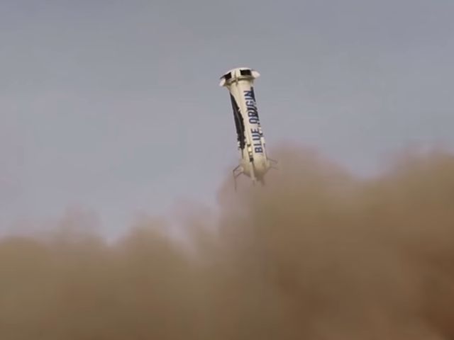 حصلت Blue Origin على العديد من الرحلات الجوية التجريبية الناجحة لصاروخ New Shepard