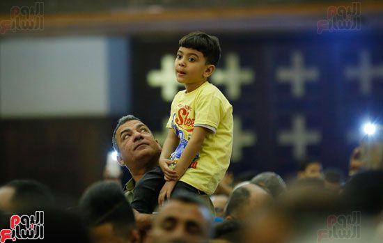 بدء قداس عيد القيامة (3) بدء قداس عيد القيامة (3)