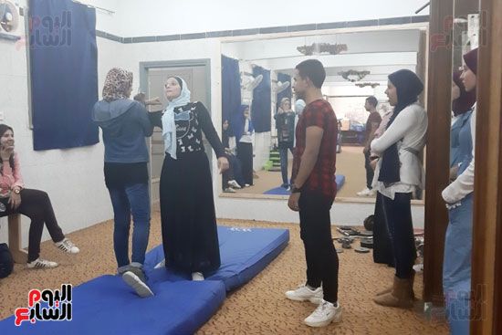 الننشاكو سلاح طالبات جامعة أسيوط لردع المتحرشين (20) الننشاكو سلاح طالبات جامعة أسيوط لردع المتحرشين (20)