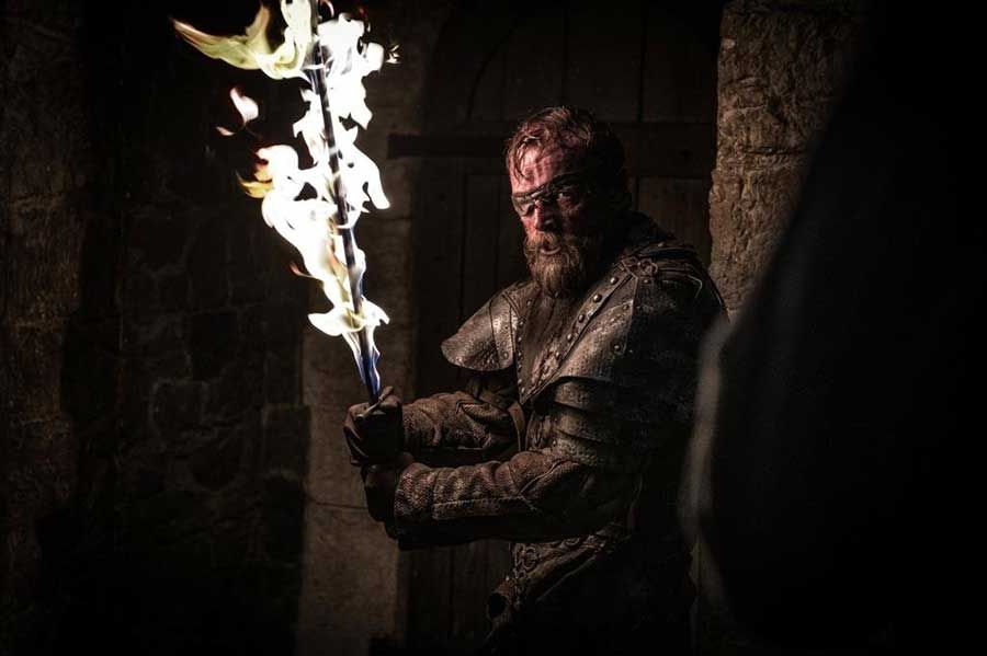 HBO-releases-photos-from-Game-Of-Thrones-Season-8-Episode-3-The-Long-Night-19