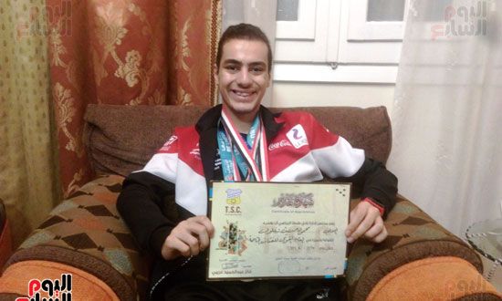 بطل مصرى كسر حاجز الإعاقة (13)