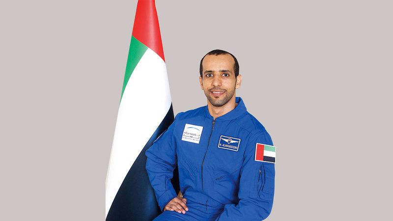 هزاع المنصورى رائد الفضاء الإماراتى