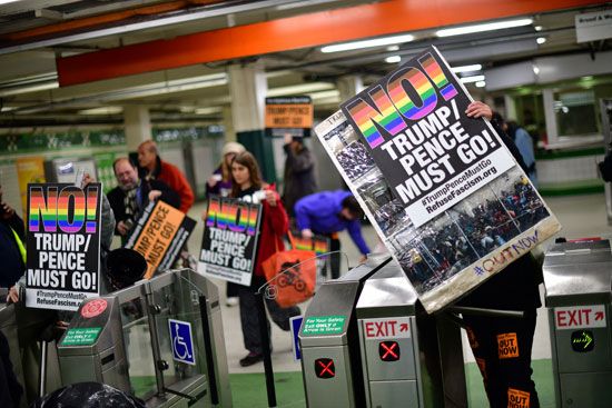احتجاجات فى مترو فلاديفيا