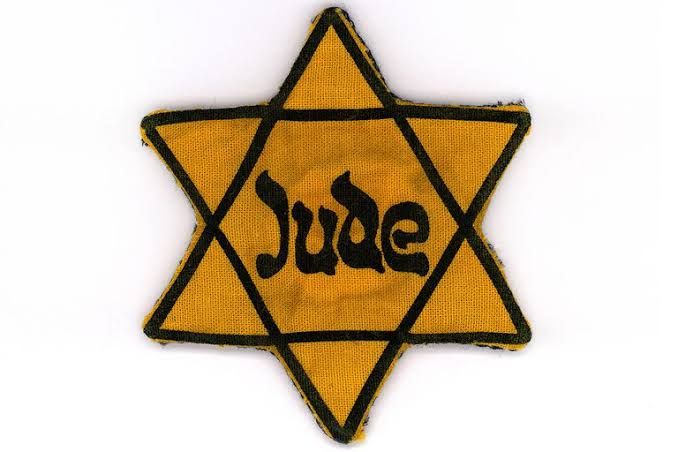 الشارة الصفراء علامة النازية لمعرفة اليهود