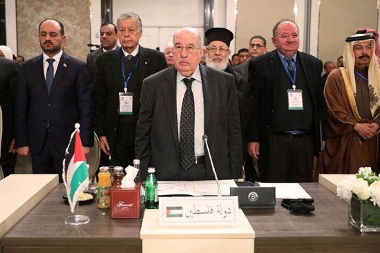 سليم الزعنون رئيس المجلس الوطني الفلسطيني  يحضر جلسة طارئة للبرلمانيين العرب
