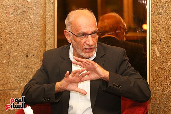 الكاتب الإماراتى عبد الخالق عبد الله (9)