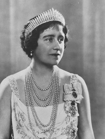 الملكة الأم ماري عام 1937