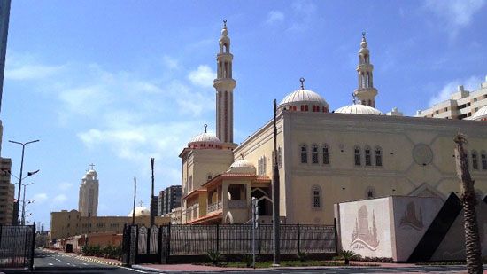 مسجد-و-كنيسة