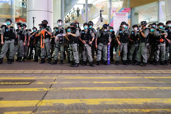 عناصر من شرطة هونج كونج
