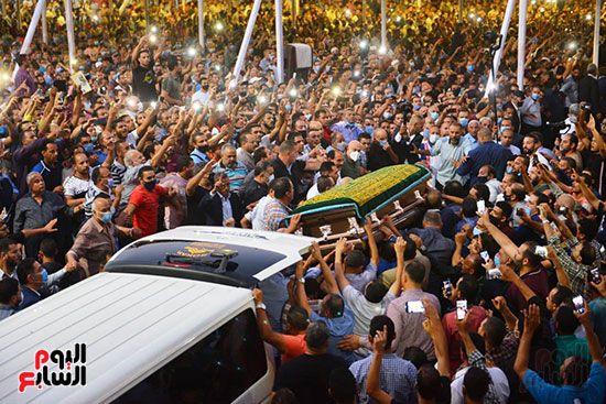 جثمان محمد فريد خميس يصل العاشر من رمضان جثمان محمد فريد خميس يصل العاشر من رمضان