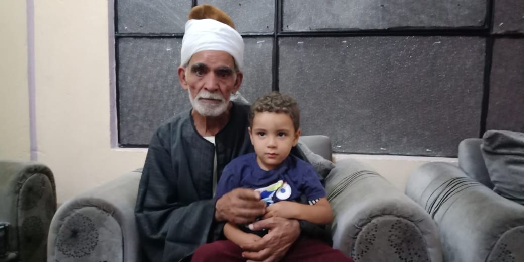 مروان شقيق رضيع طوخ المتوفى مع جده لأمه  7