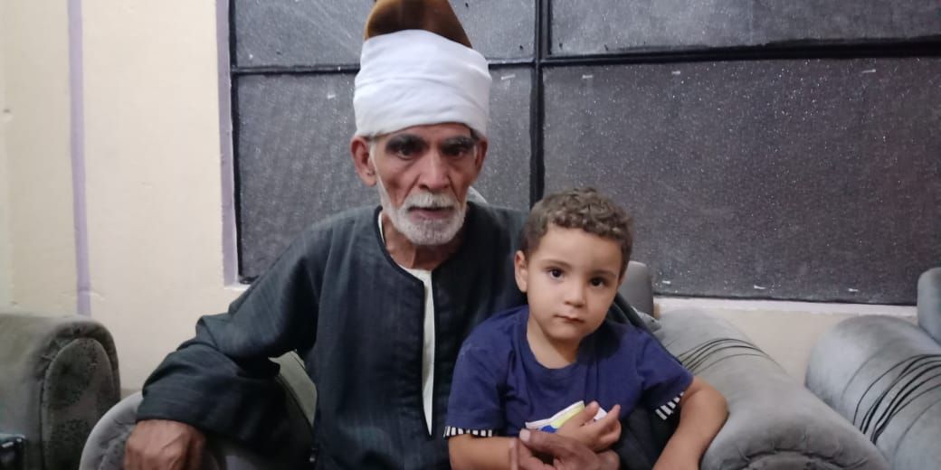 مروان شقيق رضيع طوخ المتوفى مع جده لأمه  8