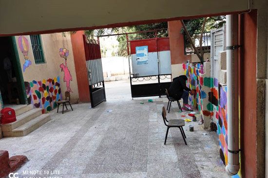 إبداع طلبة كلية التربية النوعية يزين جدران محافظة كفر الشيخ (21)