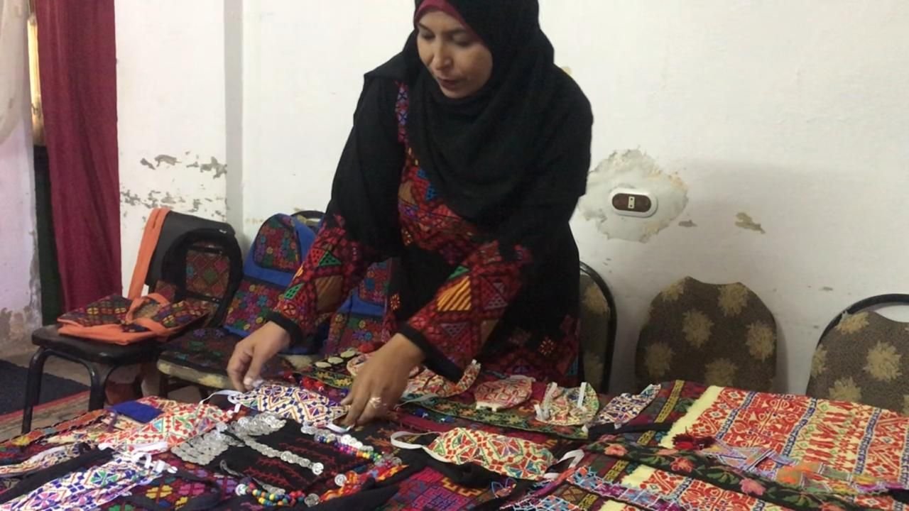 كمامات (13) كمامات (13)