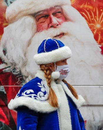 2020-11-28T152311Z_1155726691_RC2FCK9JNZW4_RTRMADP_3_HEALTH-CORONAVIRUS-RUSSIA-CHRISTMAS 2020-11-28T152311Z_1155726691_RC2FCK9JNZW4_RTRMADP_3_HEALTH-CORONAVIRUS-RUSSIA-CHRISTMAS