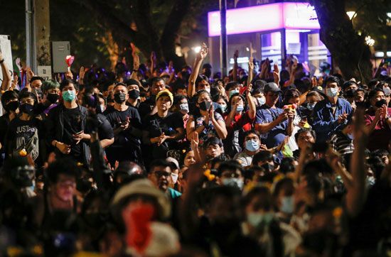 2020-11-29T124518Z_1748032668_RC20DK9UJUGH_RTRMADP_3_THAILAND-PROTESTS 2020-11-29T124518Z_1748032668_RC20DK9UJUGH_RTRMADP_3_THAILAND-PROTESTS