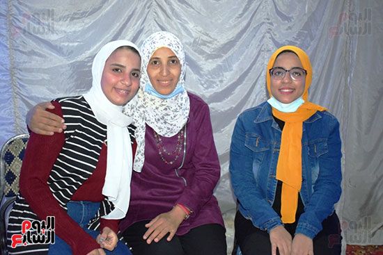 هبة-رمضان-بدأت-رحلة-علاج-طويلة-بين-القاهرة-وسوهاج