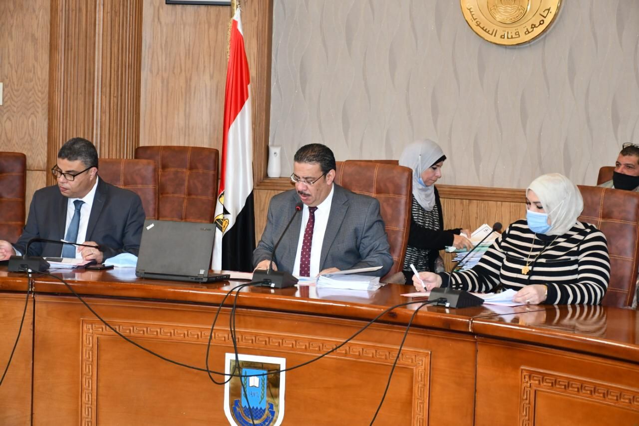 جامعات مصر تناقش الاستعداد لامتحانات الفصل الدراسى الأول (4)
