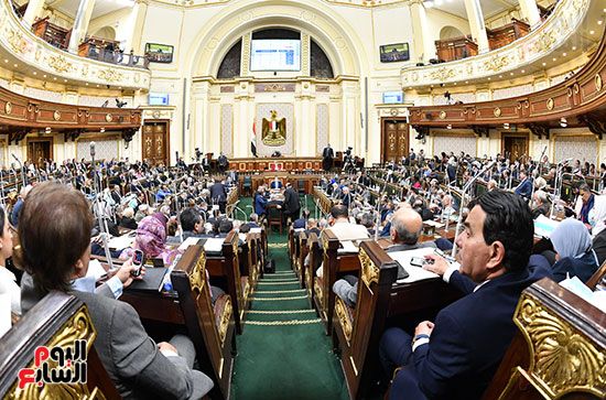 جلسة مجلس النواب بحضور وزيرة الصحة هالة زايد (5)