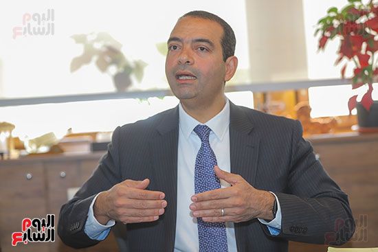 ايمن سليمان المدير التنفيذي لصندوق مصر السيادي (7)