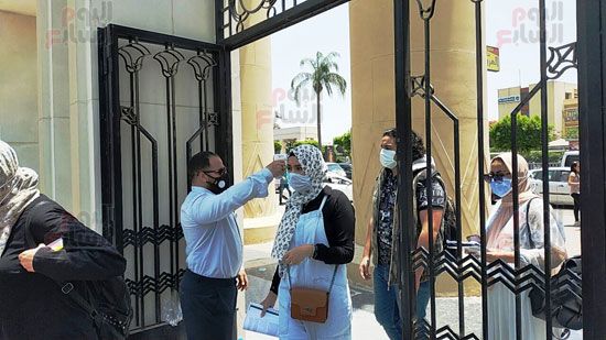 جامعة عين شمس ترفع حالة الطوارئ بامتحانات نهاية العام (4)
