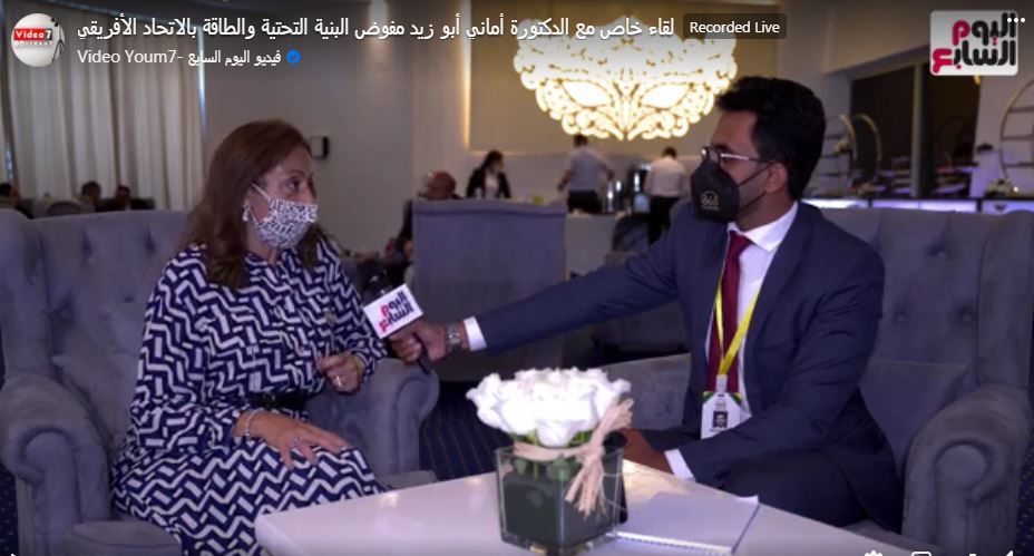 الدكتورة أماني أبو زيد والزميل الصحفي محمد أسعد (2)
