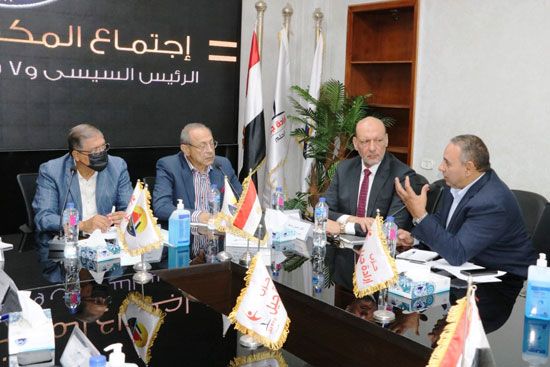 اجتماع المكتب التنفيذى لتحالف الأحزاب المصرية (10)