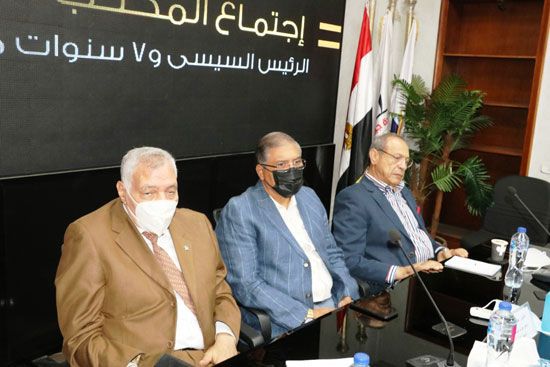 اجتماع المكتب التنفيذى لتحالف الأحزاب المصرية (12)
