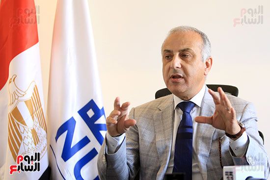 الدكتور حسام الملاحى رئيس جامعة النهضة (3)
