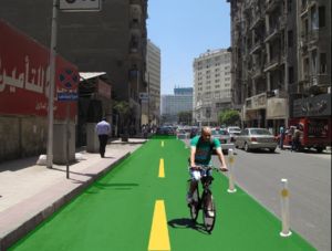 نموذج لمسار الدراجات بشارع قصر النيل