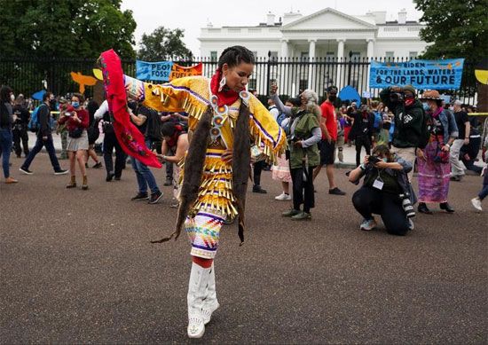 احتفالات الشعوب الأصلية ، خارج البيت الأبيض.