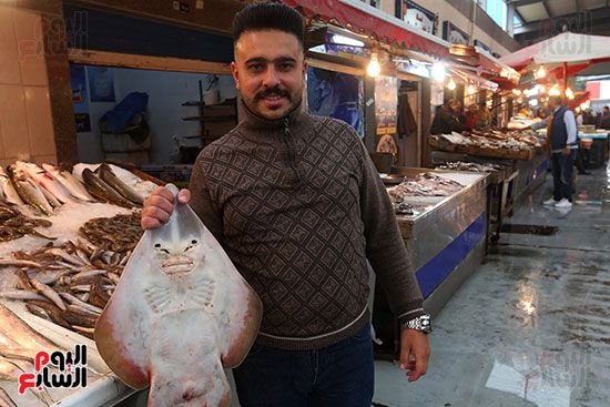 سمكة الشبين الشهيرة ببورسعيد