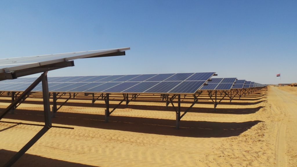 مشروع الطاقة الشمسية فى بنبان (5)
