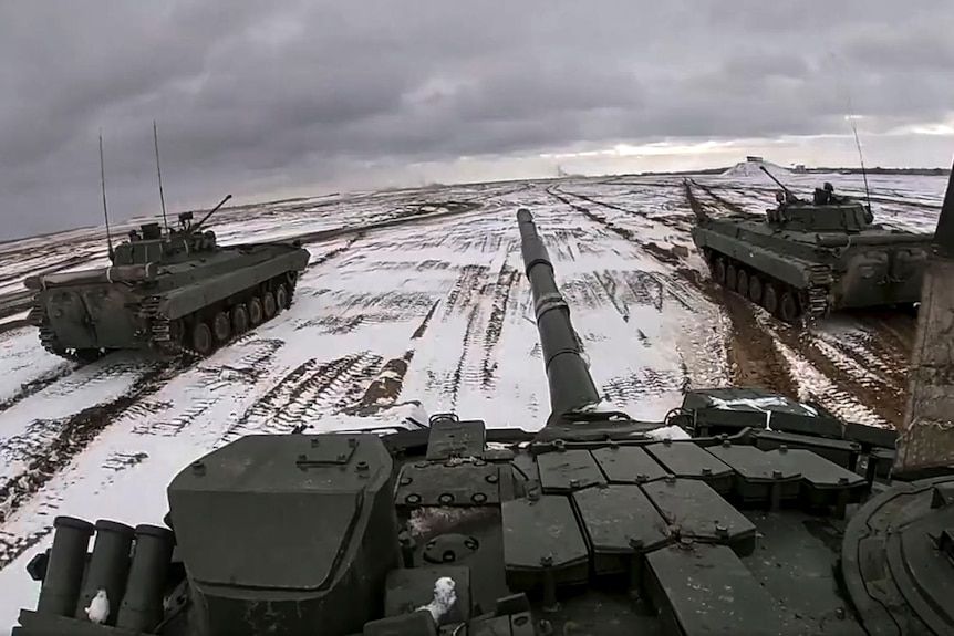 دبابات فى مناورات عسكرية مشتركة بين روسيا وبيلاروسيا