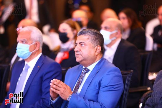 مؤتمر مستقبل الصناعة المصرية فى ظل التحولات العالمية (1)
