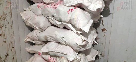 دقيق-قبل-بيعه-بالسوق-السوداء-بالاقصر دقيق-قبل-بيعه-بالسوق-السوداء-بالاقصر