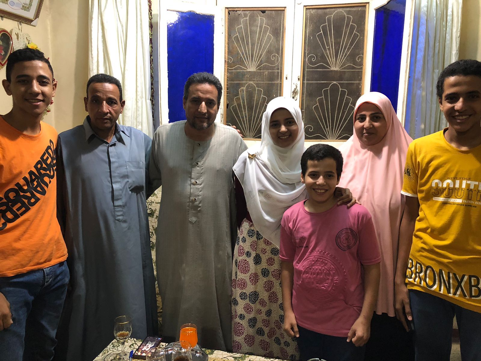 الفرحة على وجه أسرة الطالبة ريهام