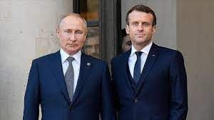 الرئيس الفرنسى مكارون ونظيره الروسى بوتين