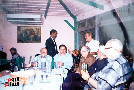 الفنان الكبير رشوان توفيق (1) الفنان الكبير رشوان توفيق (1)