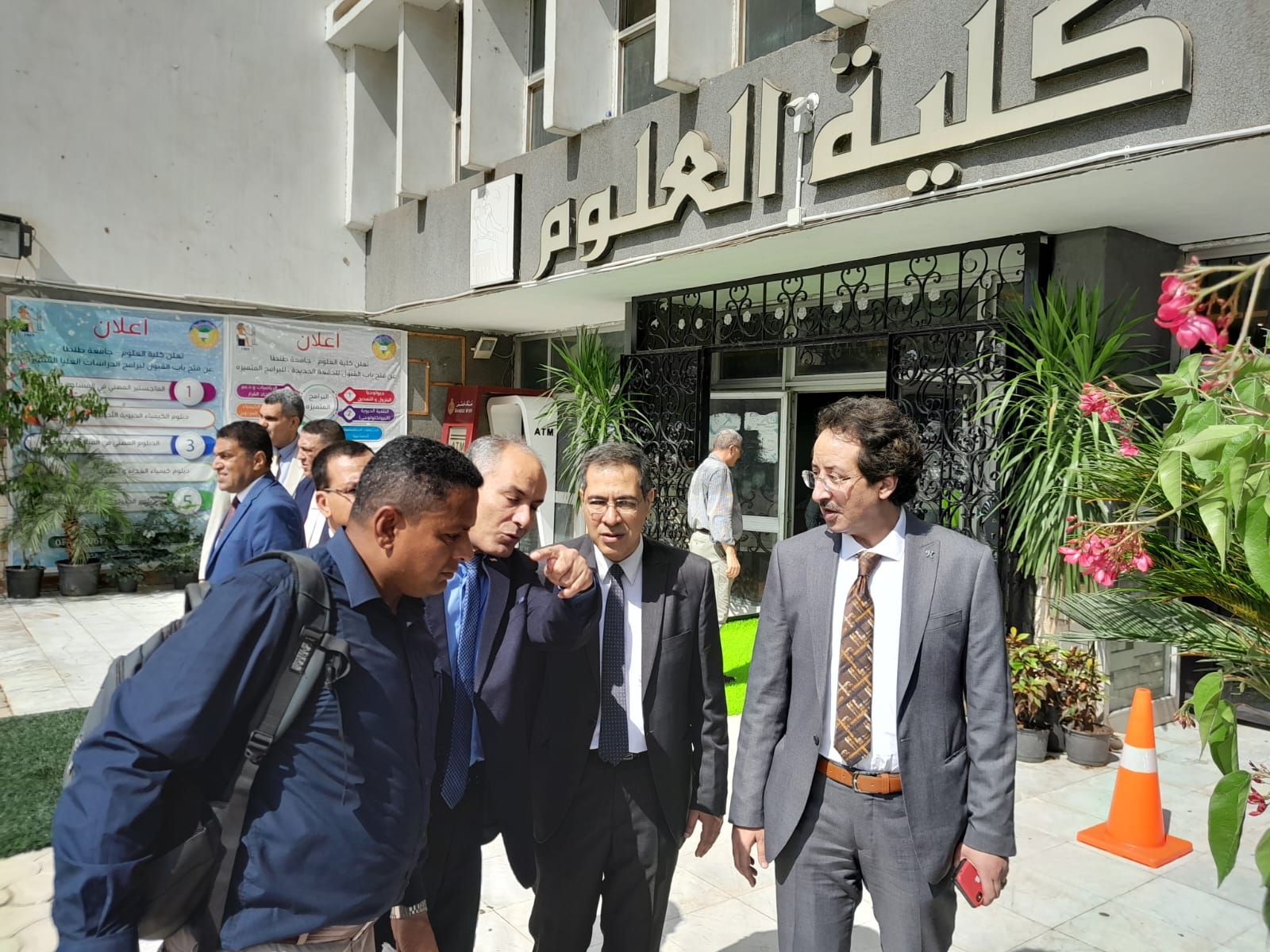 جولة رئيس جامعة طنطا (1) جولة رئيس جامعة طنطا (1)