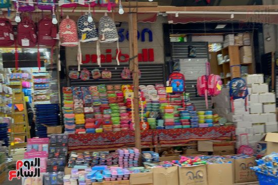 سوق الإسكندرية لبيع المستلزمات المدرسية (4)