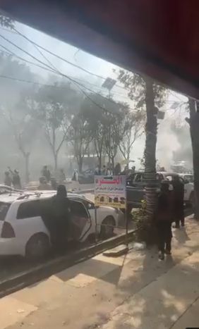 االانفجار أمام المسجد