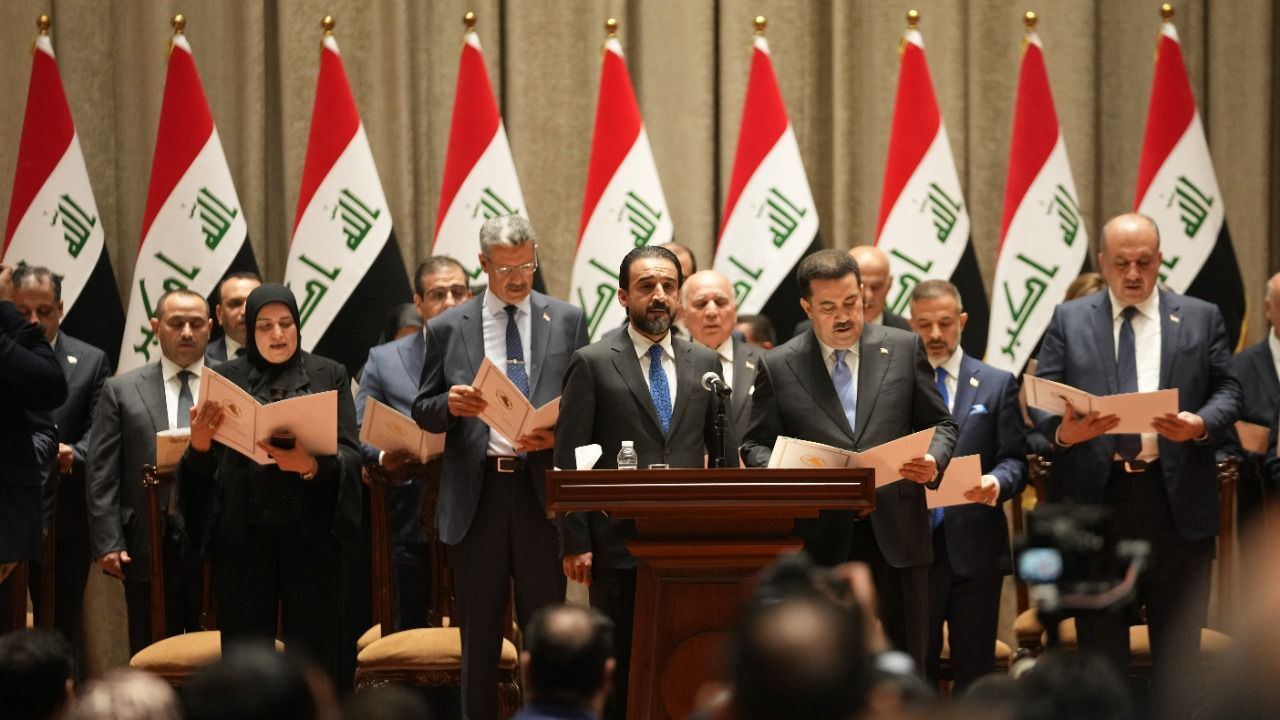 الحكومة العراقية الجديدة بعد نيل الثقة الحكومة العراقية الجديدة بعد نيل الثقة
