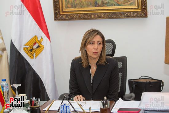 وزيرة الثقافة وزيرة الثقافة
