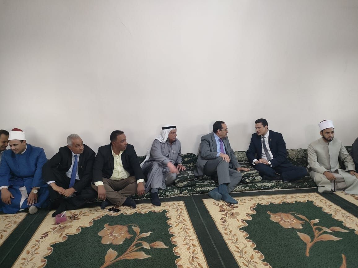 لقاءات مع الاهالى لقاءات مع الاهالى