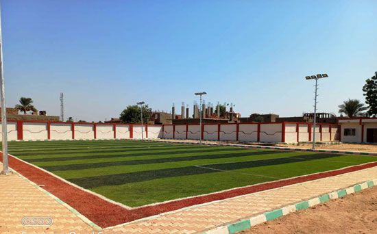 ملاعب ملاعب
