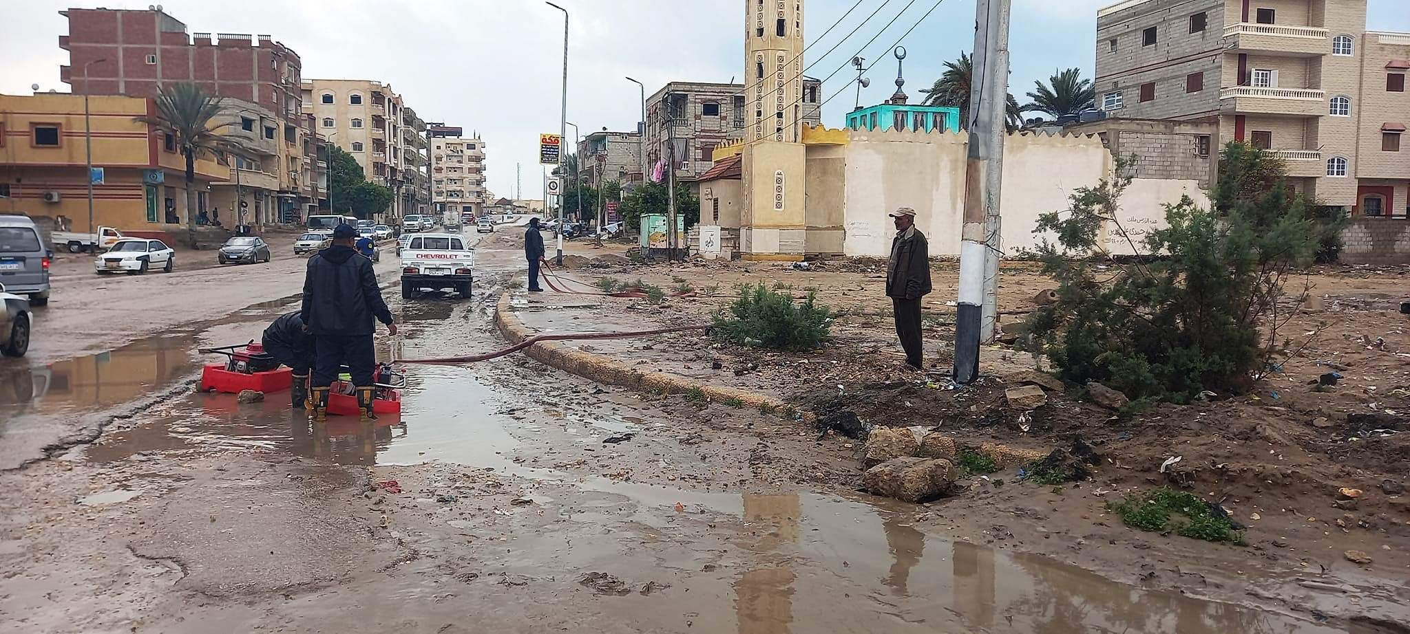 التخلص من اثار مياه الامطار التخلص من اثار مياه الامطار