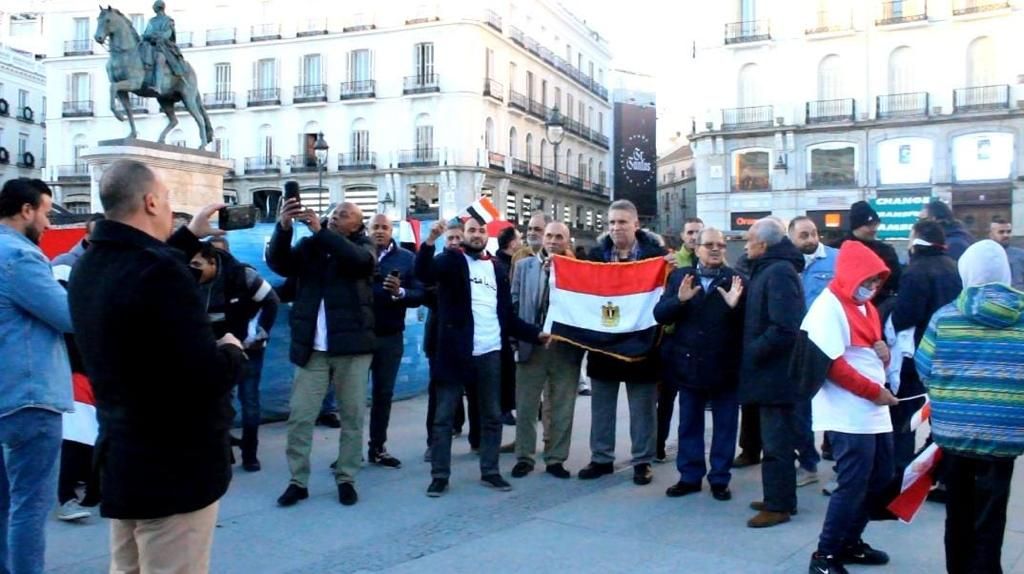وقفة المصريين فى صربيا وقفة المصريين فى صربيا