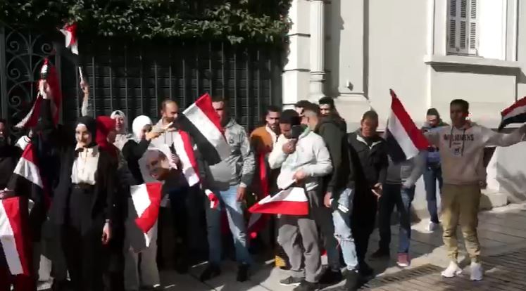 جانب من الوقفة جانب من الوقفة